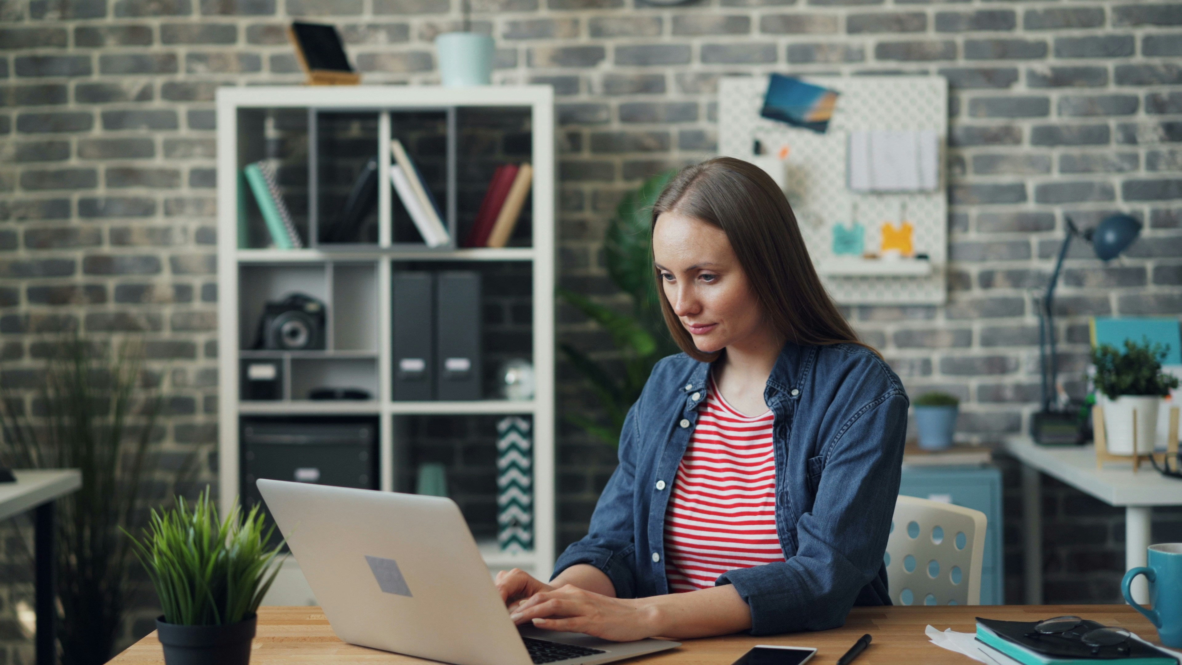 woman working - Email Closing Lines
