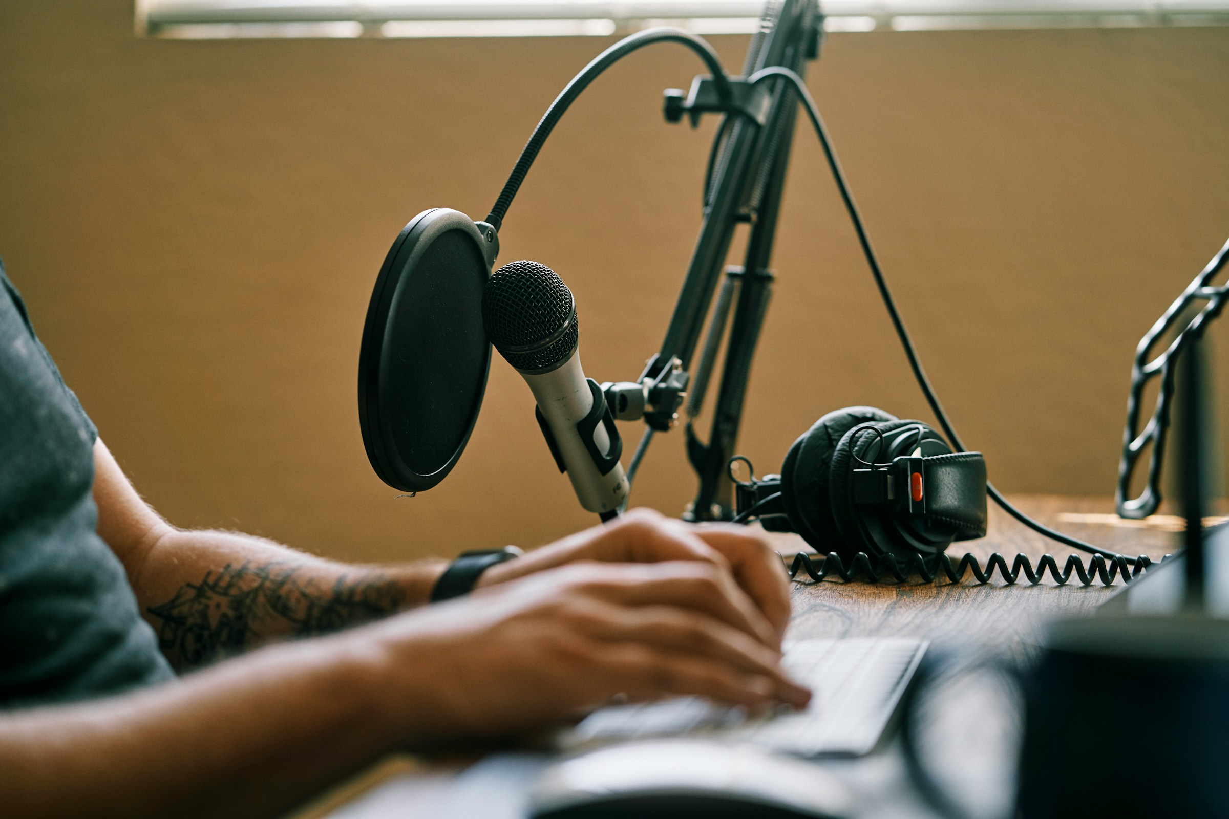 man in podcast - Podcast Email Examples