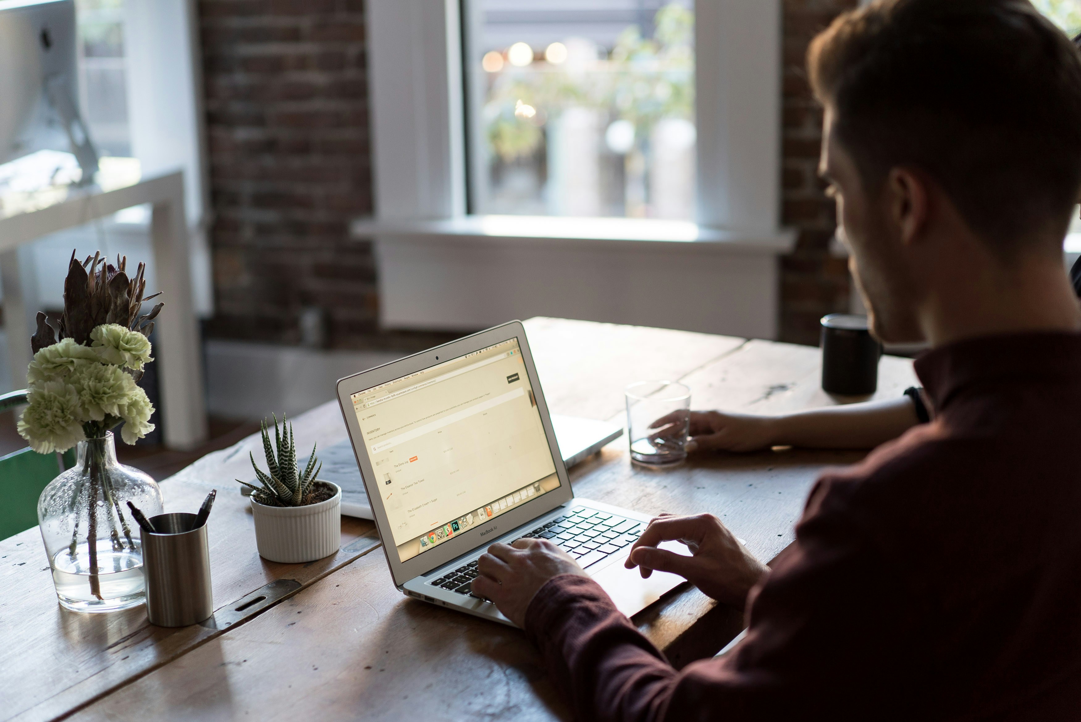 person working - Lead Nurturing Tools